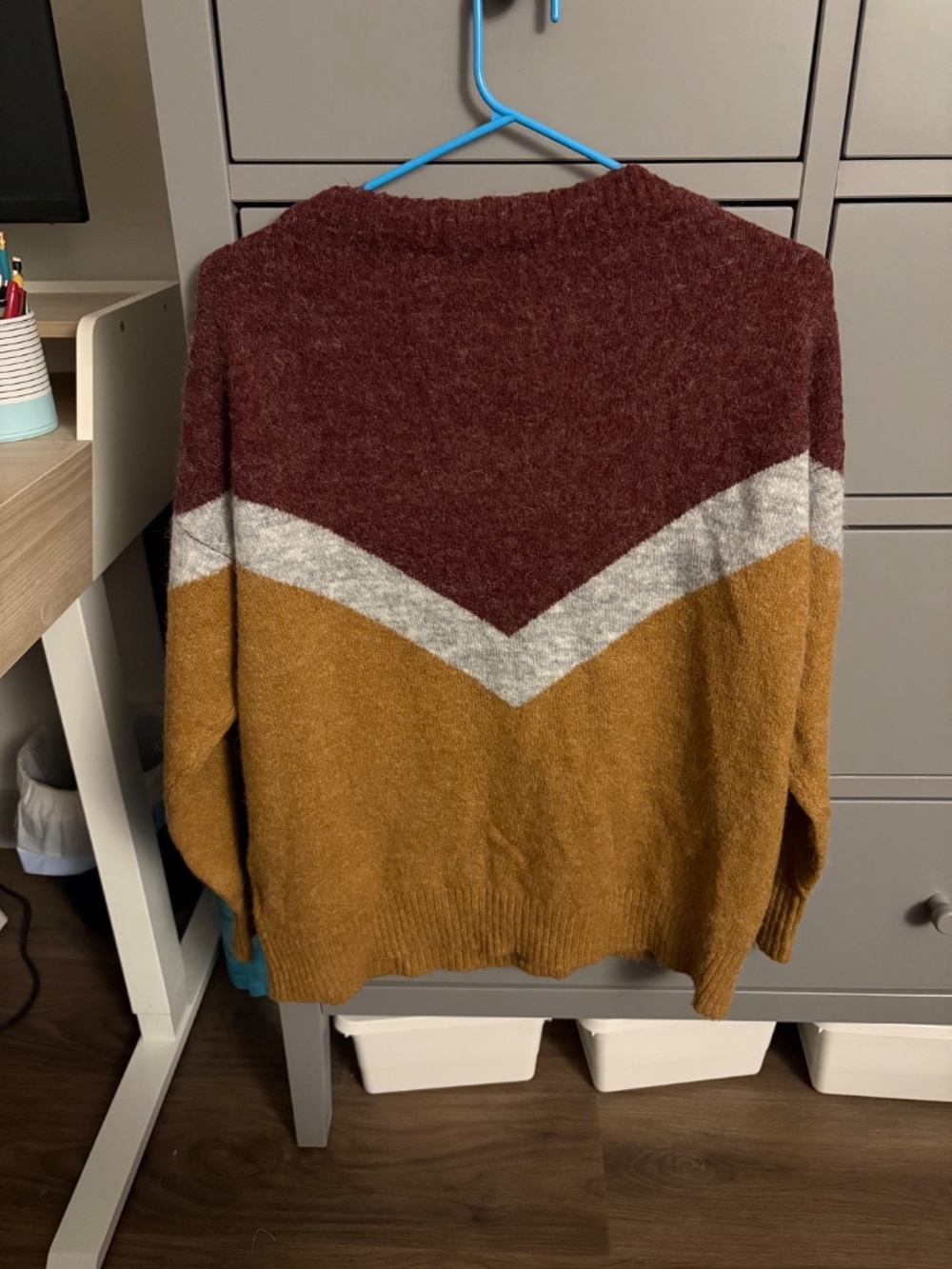 Vero Moda Sweater - Picture 3 of 4